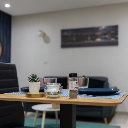 Elegant Et Tres Spacieux, Mon Studio Vous Seduira! Metz Eksteriør billede