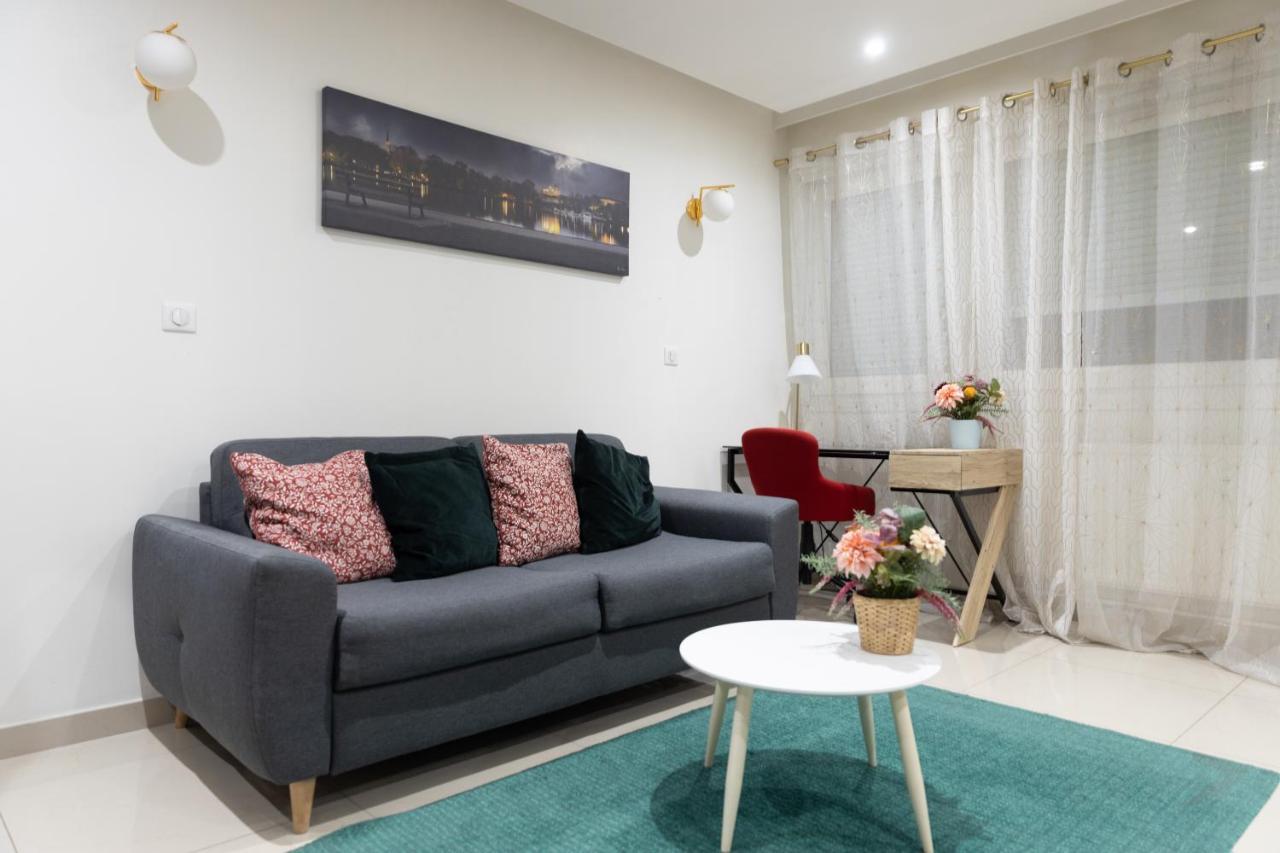 Elegant Et Tres Spacieux, Mon Studio Vous Seduira! Metz Eksteriør billede