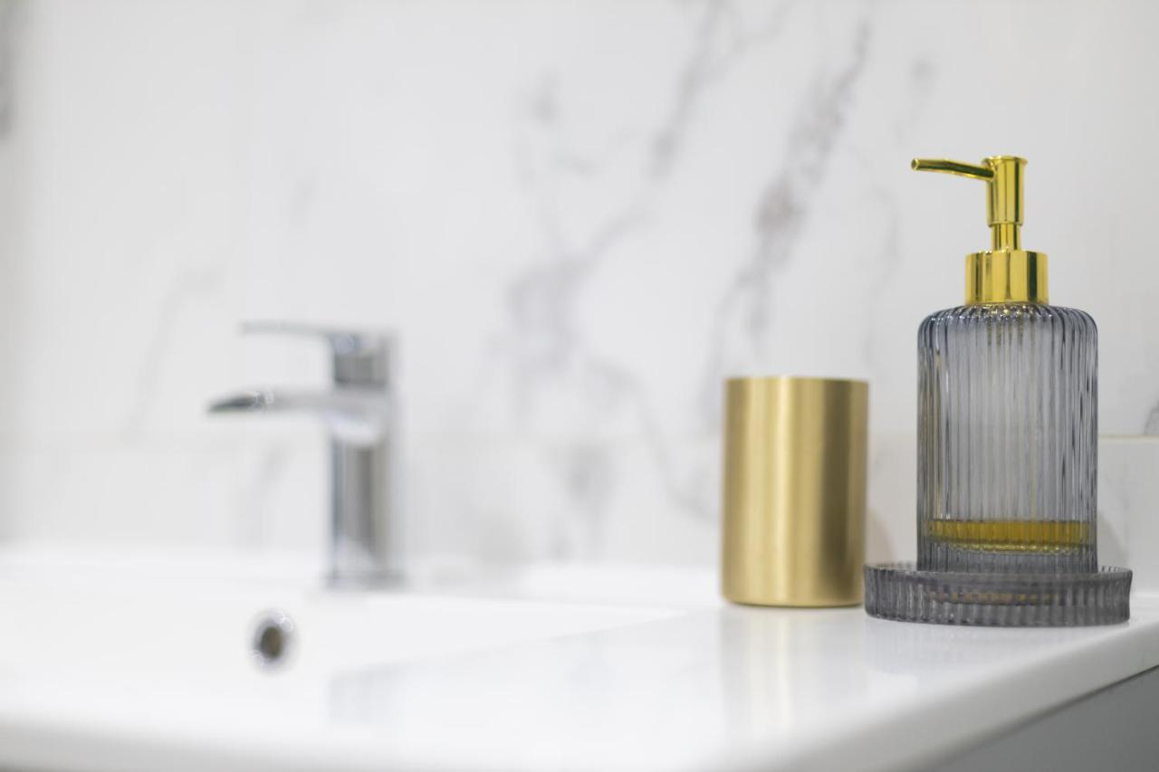 Elegant Et Tres Spacieux, Mon Studio Vous Seduira! Metz Eksteriør billede